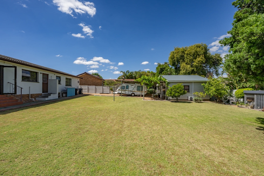4 Bedroom Property for Sale in Protea Heights Western Cape